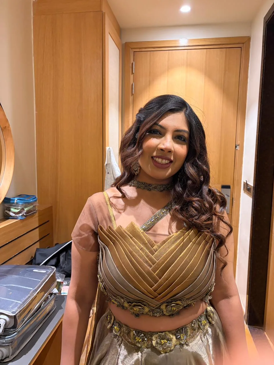Gold occasion styling at Ritu’s